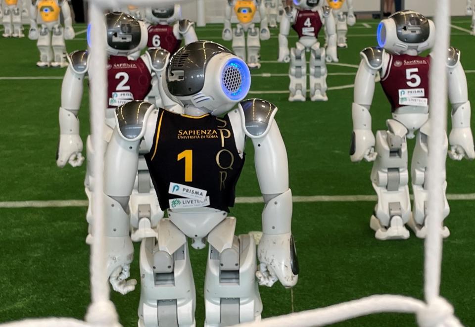 Soccer Robots Team